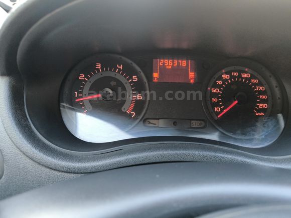 Sahibinden Renault Clio 1.2 Authentique 2008 Model