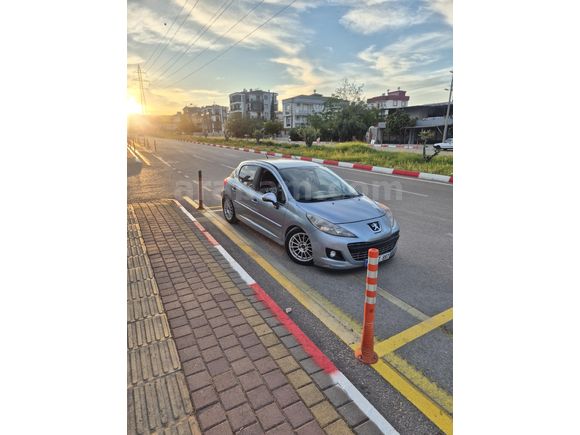 Sahibinden Peugeot 207 1.4 VTi Active 2011 Model