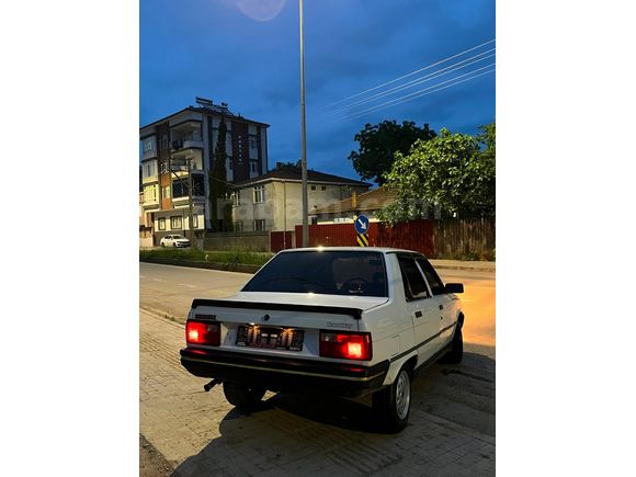 Galeriden Renault R 9 1.4 Spring 1992 Model Samsun
