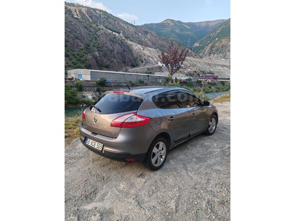 ACİİLLL KATILIM EVİNDEN KURA ÇIKTIĞINDAN SATIYORUM MEGANE 3 OTOMATİK