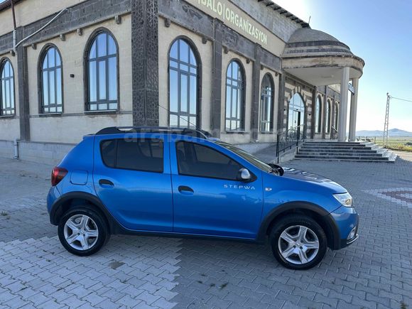 Galeriden Dacia Sandero 1.5 dCi Stepway 2017 Model Yozgat