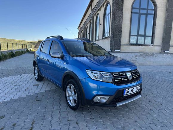 Galeriden Dacia Sandero 1.5 dCi Stepway 2017 Model Yozgat
