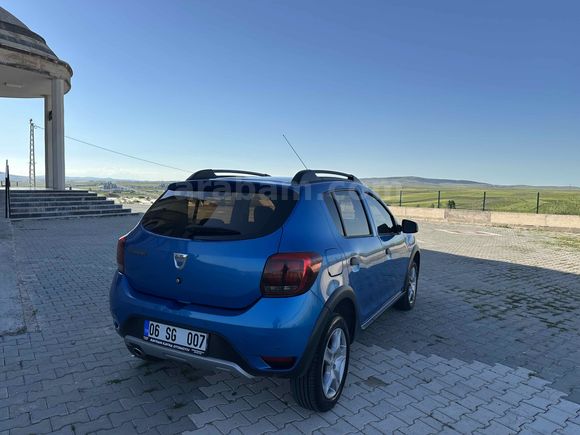 Galeriden Dacia Sandero 1.5 dCi Stepway 2017 Model Yozgat