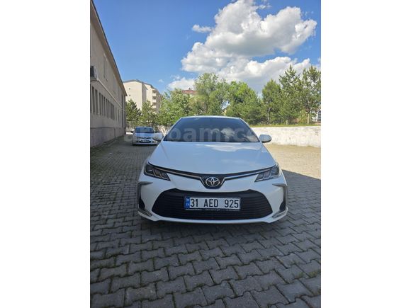 Sahibinden Toyota Corolla 1.6 Vision 2020 Model Bitlis 64.000 km Beyaz