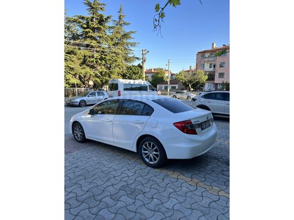 Sahibinden Honda Civic 1.6i VTEC Dream 2016 Model 
