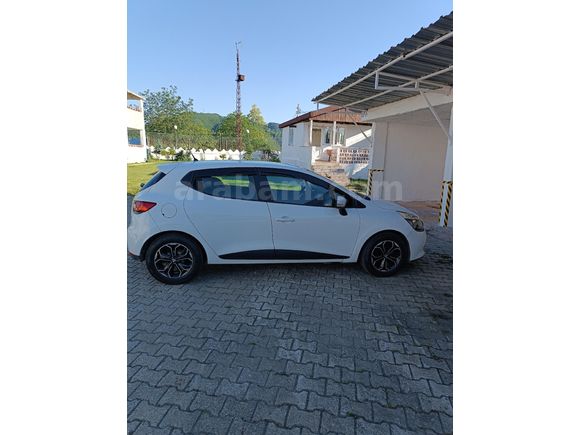 Sahibinden Renault Clio 1.2 Joy 2013 Model  173.000 km Beyaz