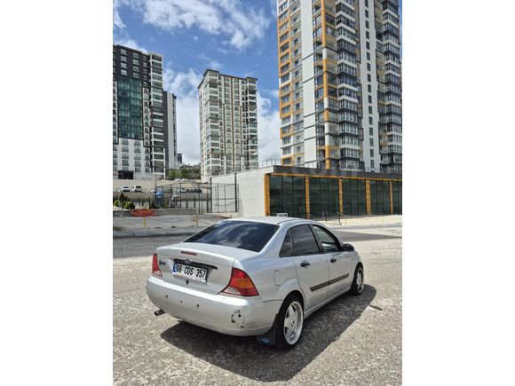 Sahibinden Ford Focus 1.6 Ambiente 2000 Model
