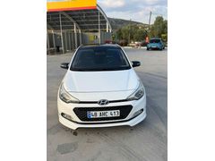 Sahibinden Hyundai i20 1.4 CRDi Style 2015 Model 