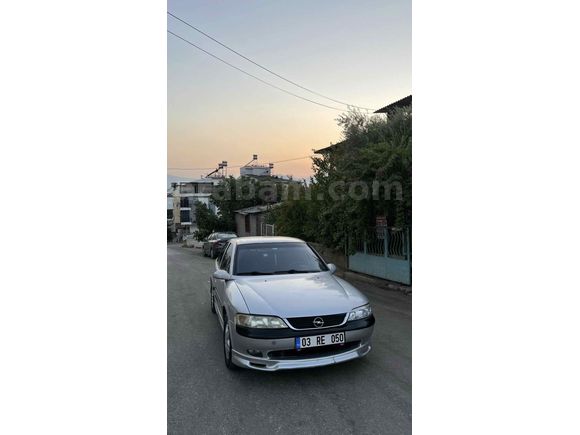 Masrafsız Vectra 2.0 CD 1996 SFR