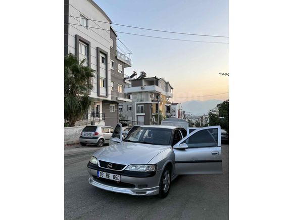 Masrafsız Vectra 2.0 CD 1996 SFR