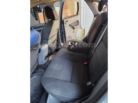 Sahibinden Ford Focus 1.6 Ti-VCT Titanium 2010 Model