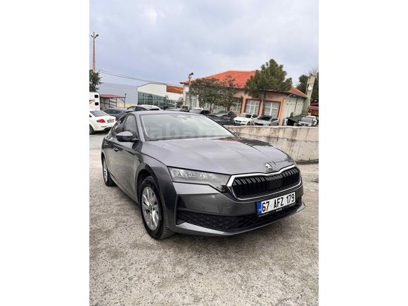 Sahibinden Skoda Octavia 1.5 Mhev Elite 2025 Model  