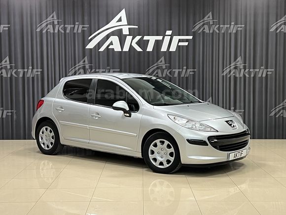 AKTİF den 2009 PEUGEOT 207 1.4 HDI COMFORT 194.000 KM'DE BAKIMLI