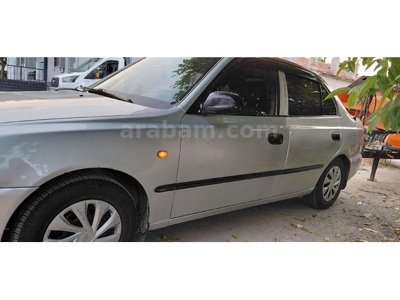 Sahibinden Hyundai Accent 1.3 LX 2001 Model