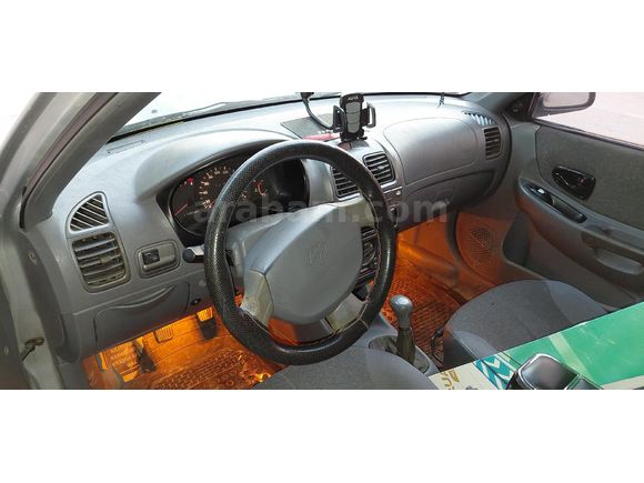 Sahibinden Hyundai Accent 1.3 LX 2001 Model