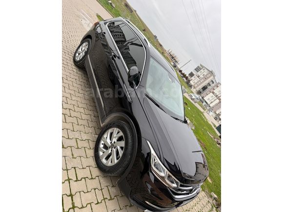 Sahibinden Volkswagen Tiguan 1.5 TSI Elegance 2021 Model 