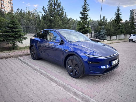 Sahibinden Tesla Model Y Standart Range 2025 Model 