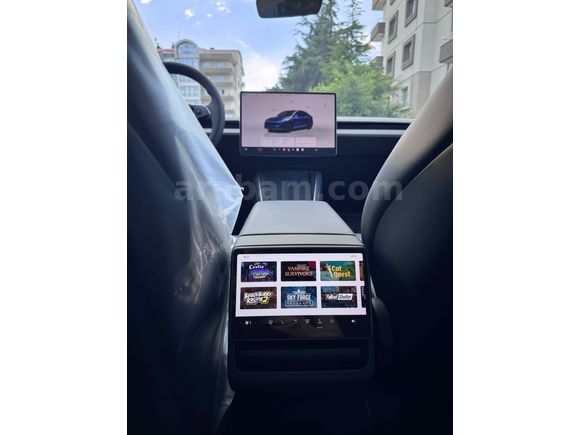 Sahibinden Tesla Model Y Standart Range 2025 Model 