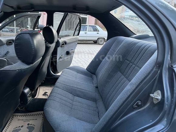 Galeriden Toyota Corolla 1.6 XEi 1993 Model Çorum