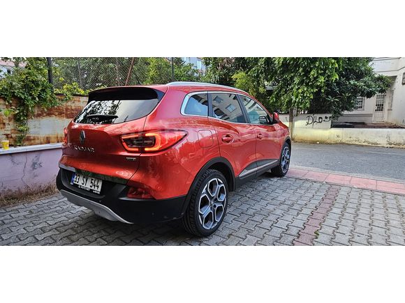 EMSALSİZ DOLULUKTA - ALEV KIRMIZISI RENAULT KADJAR ICON + KEŞİF