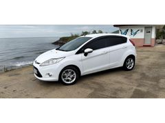 Sahibinden Ford Fiesta 1.4 TDCi Titanium 2012 Model  220.000 km Beyaz