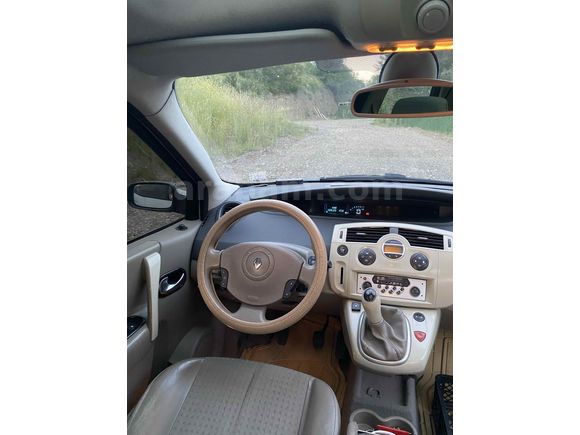 Sahibinden Renault Scenic 1.6 Privilege 2005 Model 