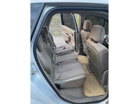 Sahibinden Renault Scenic 1.6 Privilege 2005 Model 