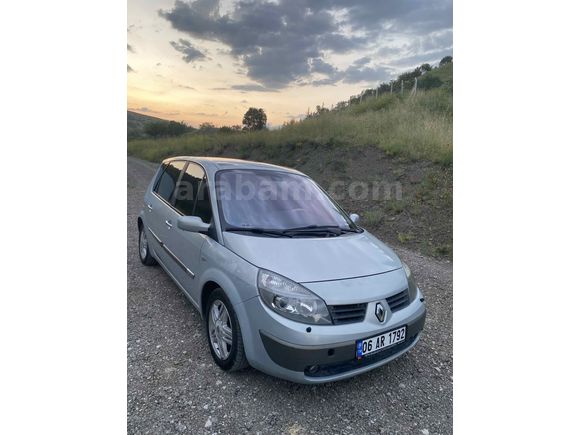Sahibinden Renault Scenic 1.6 Privilege 2005 Model 