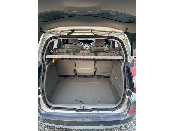 Sahibinden Renault Scenic 1.6 Privilege 2005 Model 