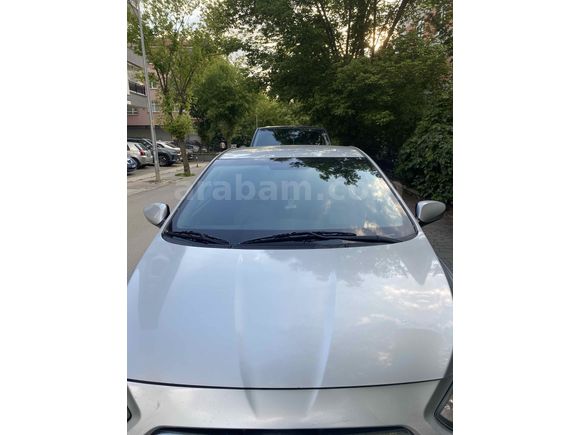 Sahibinden Hyundai Accent Blue 1.6 CRDI Mode 2013 Model 