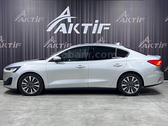 AKTİFden 2024 YENİ FOCUS 1.5 ECOBLUE TİTANİUM STİL 54.000KM FULL