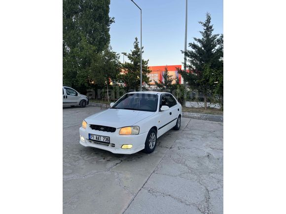 Sahibinden Hyundai Accent 1.3 LX 2000 Model 