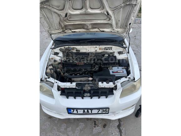 Sahibinden Hyundai Accent 1.3 LX 2000 Model 