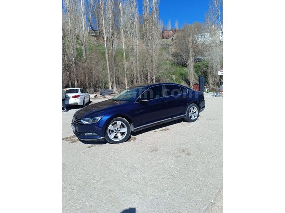 ÖZYİĞİT OTOMOTİV den Volkswagen Passat 1.6 TDi BlueMotion Comfortline 2017 Model Van
