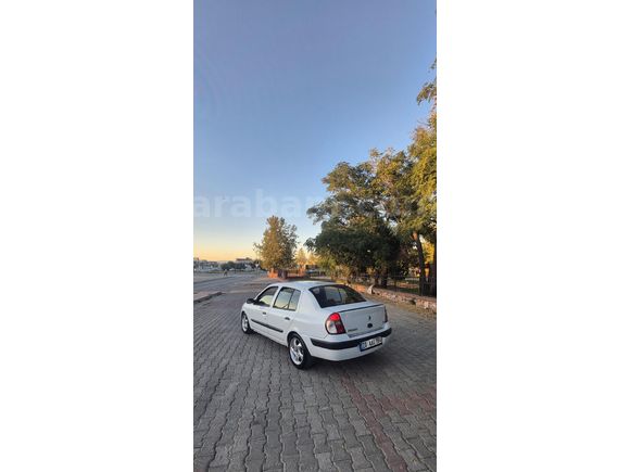 Sahibinden Renault Clio 2 1.4 Alize 2005 Model Klimalı - Hidrolik Direksiyon