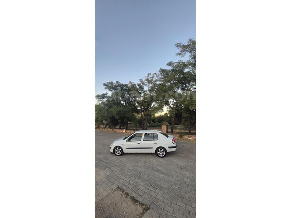 Sahibinden Renault Clio 2 1.4 Alize 2005 Model Klimalı - Hidrolik Direksiyon