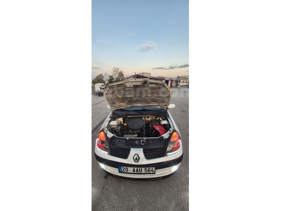 Sahibinden Renault Clio 2 1.4 Alize 2005 Model Klimalı - Hidrolik Direksiyon