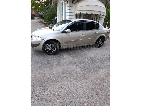 Sahibinden Renault Megane 1.5 dCi Expression 2007 Model  337 km Bej