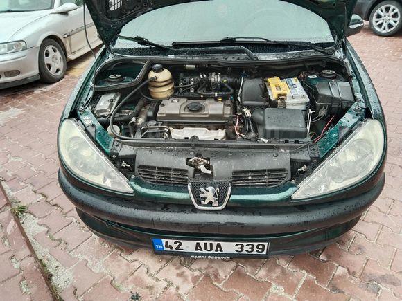Sahibinden Peugeot 206 1.6 XT 2000 Model  240.000 km Yeşil