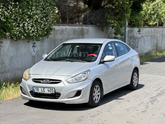 Sahibinden 2014 Çıkışlı Accent Blue 1.6 CRDi 136 HP | 159.000 KM | Aile Aracı