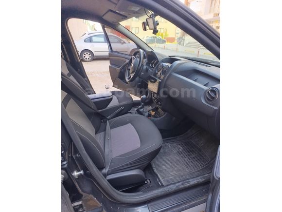 Sahibinden Dacia Duster 1.5 dCi Blackshadow 2017 Model Ankara 193.000 km Füme