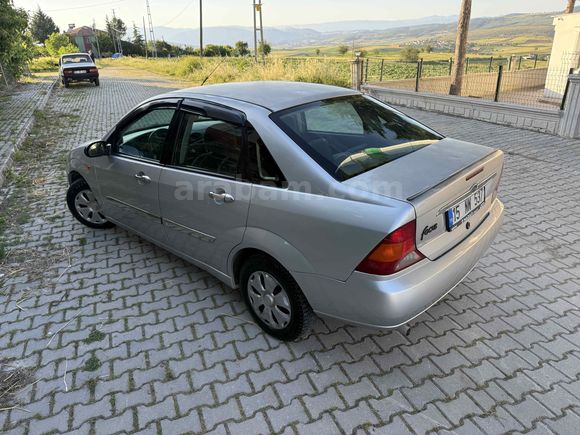 NAZARDAN 3 parça boyalı Ford Focus 1.6 Ambiente 1999 Model Samsun