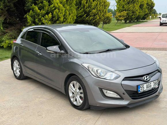 Sahibinden Hyundai i30 1.6 CRDi Style 2013 Model 