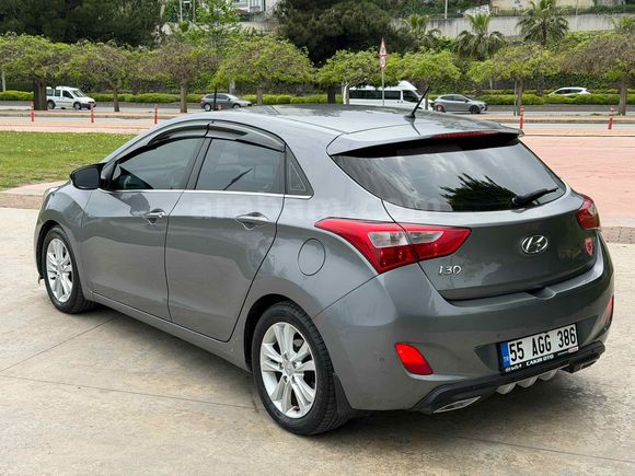 Sahibinden Hyundai i30 1.6 CRDi Style 2013 Model 