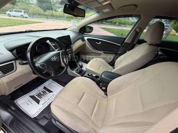 Sahibinden Hyundai i30 1.6 CRDi Style 2013 Model 