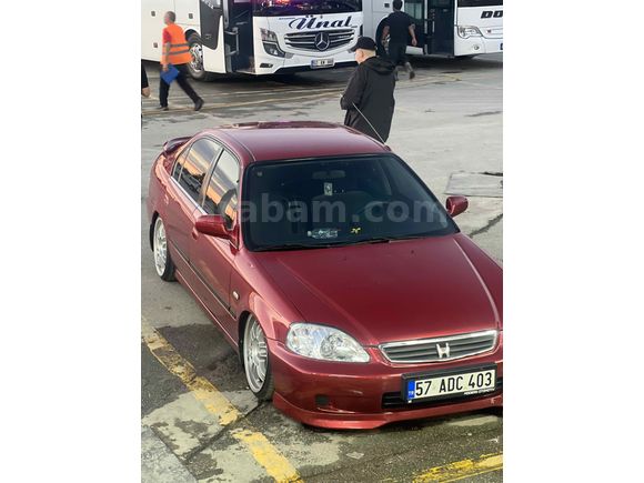 Düşük KM Lİ CİVİC 1.6 İES 149 KM  BİNDE