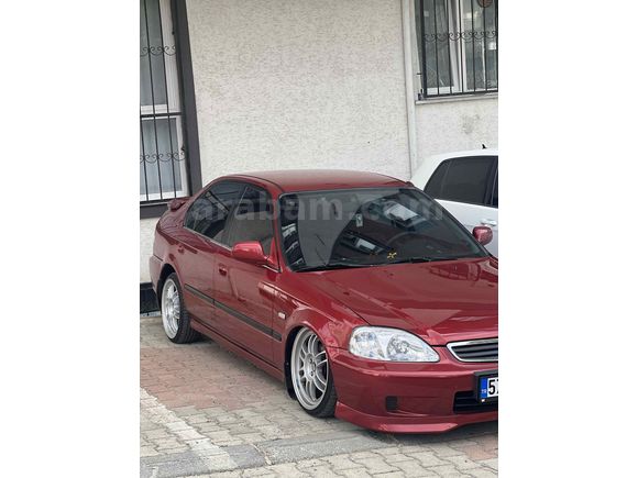 Düşük KM Lİ CİVİC 1.6 İES 149 KM  BİNDE