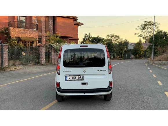 Sahibinden Renault Kangoo Multix 1.5 dCi Touch 2017 Model 