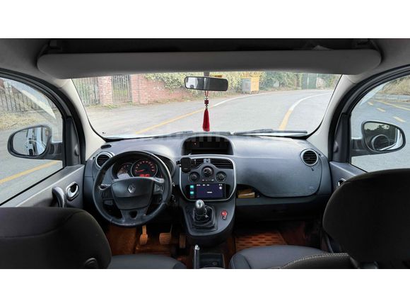 Sahibinden Renault Kangoo Multix 1.5 dCi Touch 2017 Model 