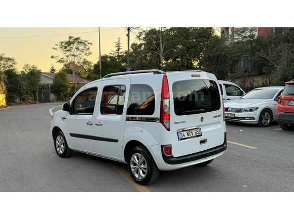 Sahibinden Renault Kangoo Multix 1.5 dCi Touch 2017 Model 